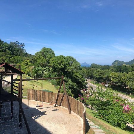 C15 - Conforto Junto A Natureza - Camburyzinho Sao Sebastiao  Luaran gambar